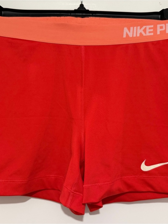 Nike Pants - Nike Pro Dri-FIT Women’s Large Red Coral Compression Training Shorts